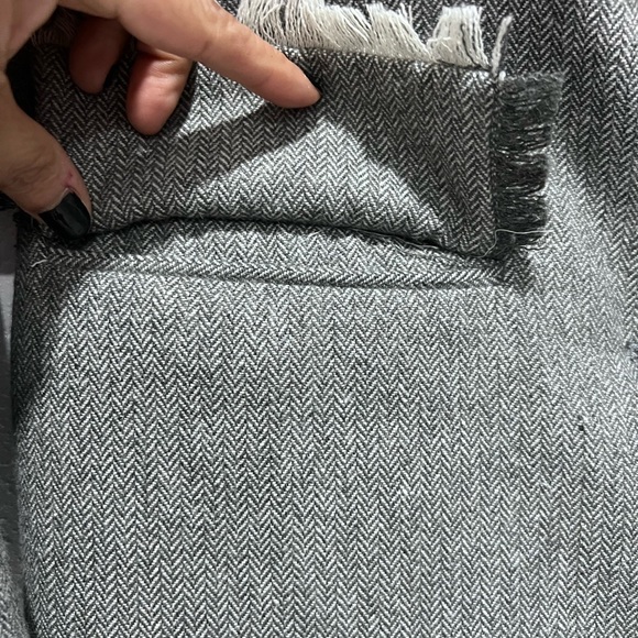 Tweed Gray Blazer with Notched Lapels and Structured Shoulders Small - Picture 6 of 13